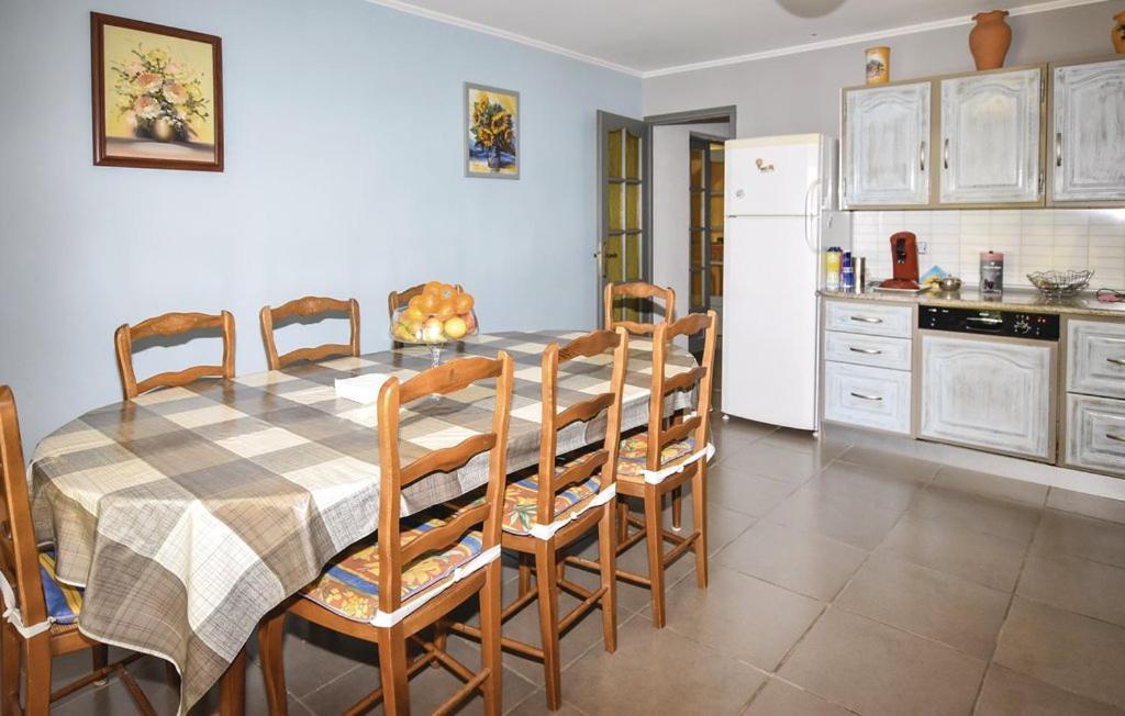 Charmante Maison Climatisee Vedene - Avignon Avec Piscine Bagian luar foto